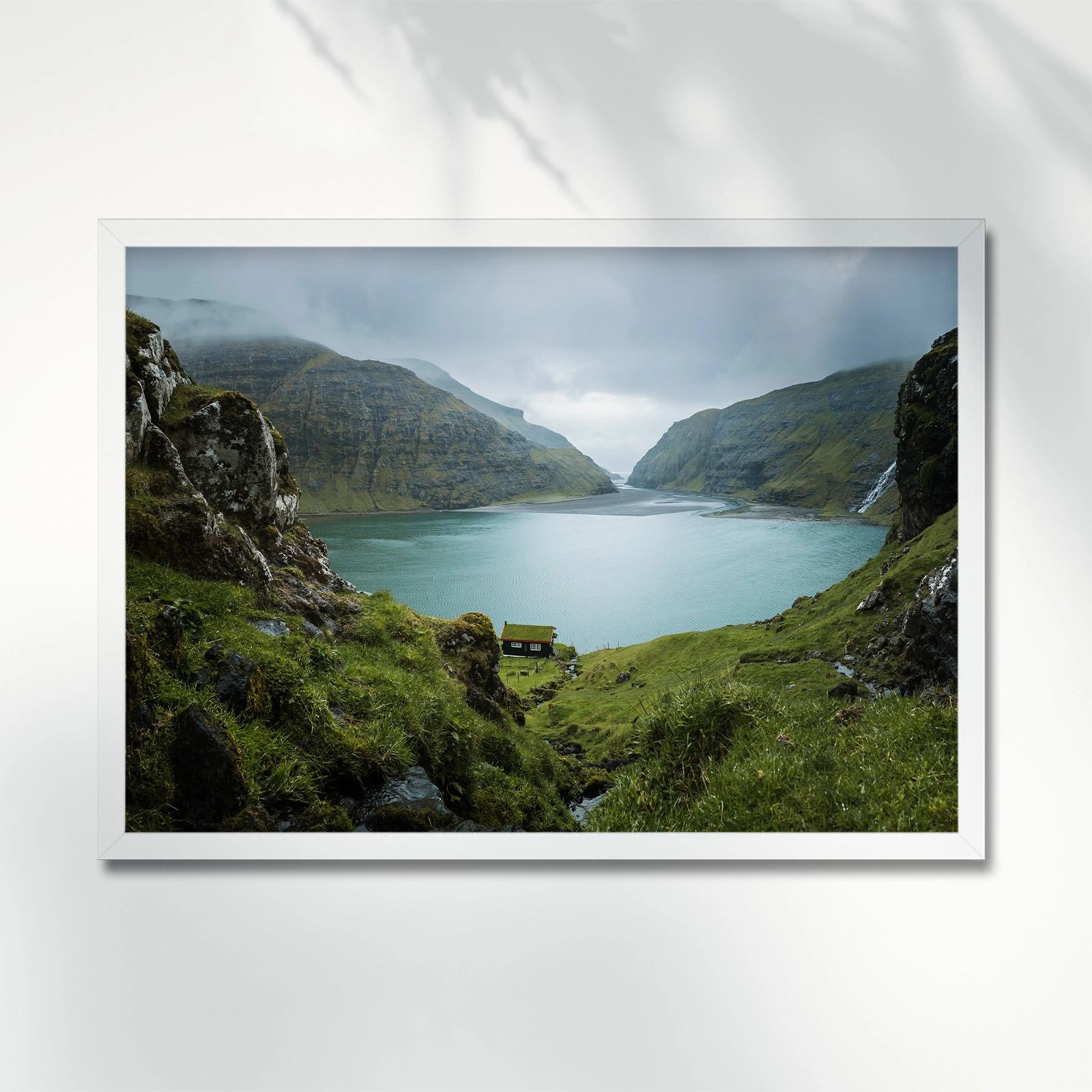 saksun-cottage-lagoon-summer-faroe-frame-2056 saksun-cottage-lagoon-summer-faroe-frame-2056